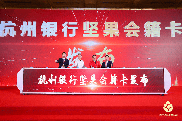 1734333518323211.gif 640.gif